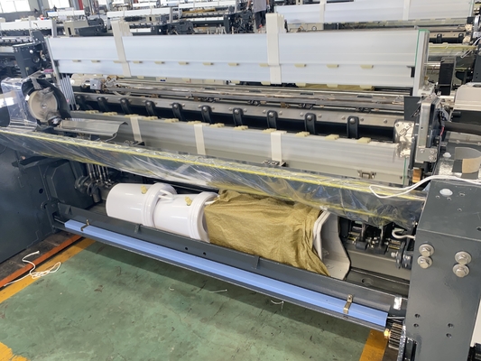 1200 equipamento de tecelagem de Jet Looms Fabric High Density da água do RPM 3.7KW