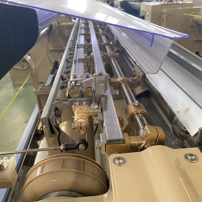 Água Jet Weaving Loom do poliéster 3.0m máquina de tecelagem eletrônica da tela de 1000 RPM