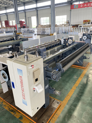 Máquina de alta velocidade do tear de poder de Jet Machine Loom Dobby Cam da água de 1200 RPM