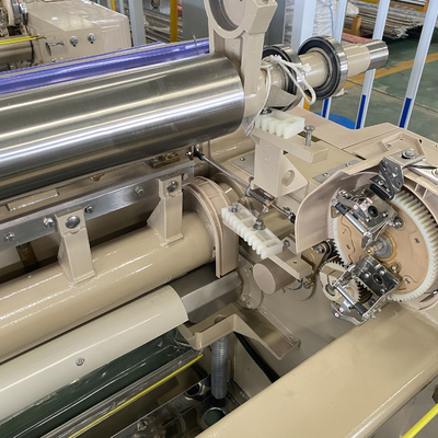 Água de abertura pesada Jet Weaving Machine da maquineta de Jet Looms 360cm da água da tela