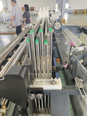 Água mecânica eletrônica Jet Loom Weaving Machine do tear de maquineta 210cm do bocal dobro