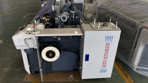Fio horizontal da máquina de enrolamento do rolo da tela de pano que torce a água Jet Machine Textile
