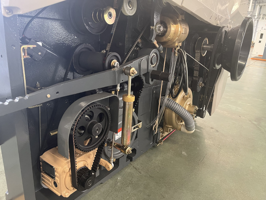 Única água Jet Weaving Machine Loom Yarn da bomba que torce 1000RPM