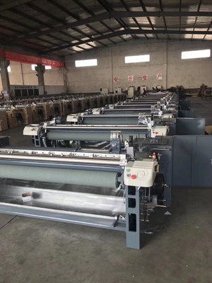 Teça horizontalmente a máquina de tecelagem de 190 Reed Winder Water Jet Loom com o bocal 2
